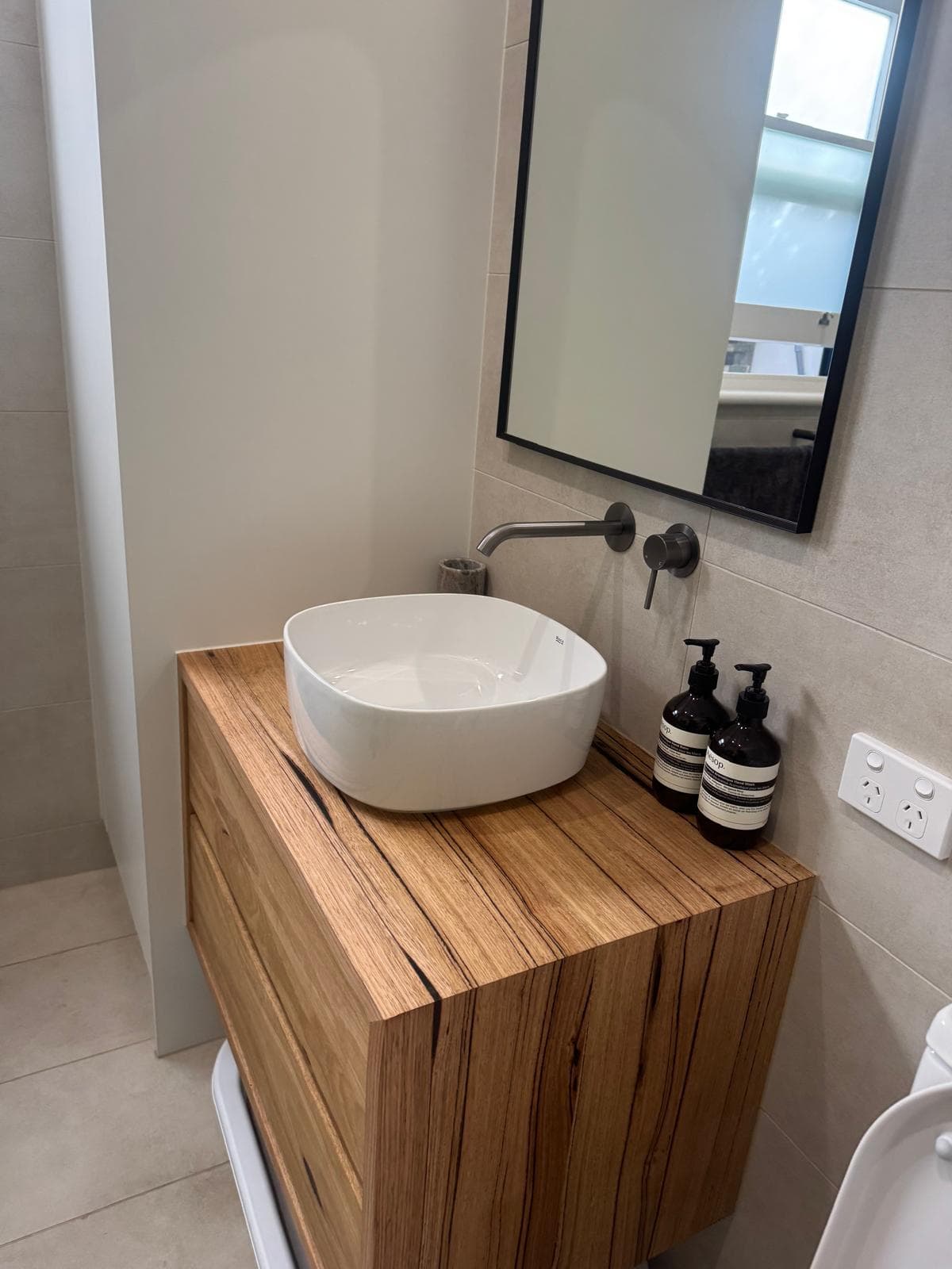 Airbnb turnover cleaning Melbourne - Example 5