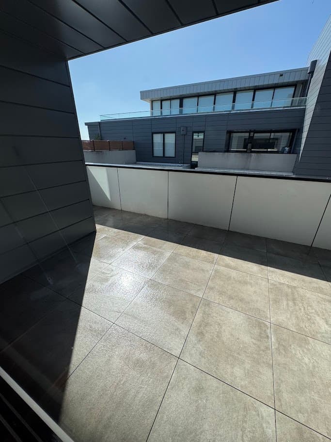 Balconies & Garages