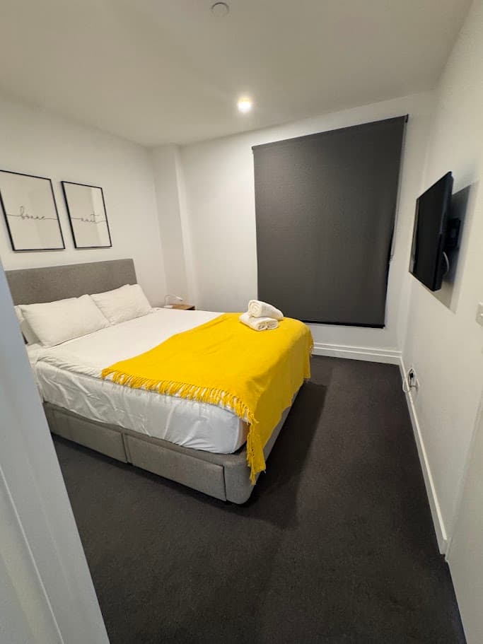 Bedrooms & living spaces — photo 1 of 2